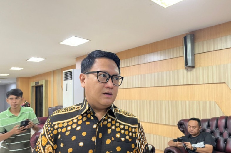 KETUA DPRD LAMPUNG GIRI